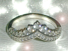 HAUNTED RING THE QUEEN WEARS A CROWN OF STARS HIGHEST LIGHT COLLECTION  MAGICK image 2