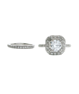 18ct White Gold Round Diamond Engagement Ring with Matching Wedding Band... - $7,659.24 CAD