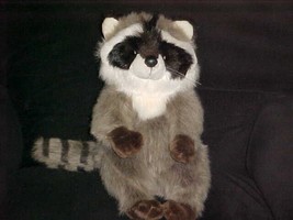 15" Singing Lazy Boy Raccoon Plush Toy By Plush Creations From 1991 - $59.39