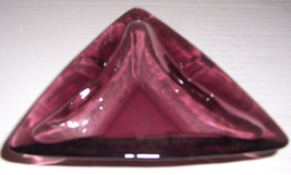 Vintage Triangular Purple Pressed Collectible Glass Ashtray - £19.65 GBP