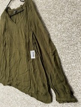 Old Navy Army Green V Neck Crinkle Gauze Long Sleeve Blouse Shirt Size L Tall - £14.86 GBP