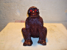 Gorilla Monkey Statue red clay give the finger HEAVY DUTY PIECE - £35.97 GBP
