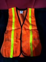Brite Threads P-V17 Orange Neon Reflective Vest size small? M.L. Kishigo - £11.47 GBP