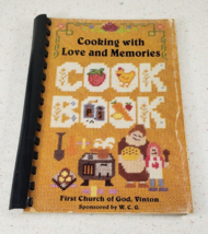 Vintag Cooking with Love and Memories CookBook By First Church of God, Vinton VA - £24.07 GBP