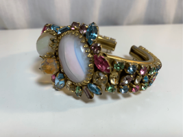 Aquamarine Jeweled Vintage Bracelet-Gold/Multicolored Fashion Costume EU... - $346.50