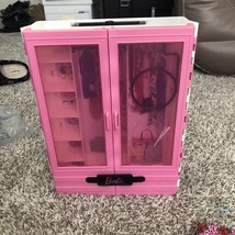 Barbie Fashionista Ultimate Closet Hot Pink Portable Carry Case Storage 2018 - $14.03