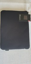 Lenovo Lightweight 14-inch Laptop Zip Sleeve Case Polyester - (Black) - $206.87 MXN
