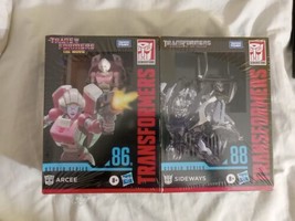 Sealed SIDEWAYS 88 &amp; ARCEE 86 Combo Pack Transformers Studio Series Deluxe RARE! - £18.45 GBP