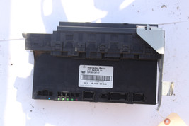 2006-2011 MERCEDES CLS550 CLS500 W219 TRUNK MOUNTED FUSE BOX RELAY BOX J318 - $154.99