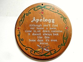 Enesco 9&quot; Round Wood Apology Wall Plaque  - £9.33 GBP