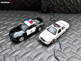 2 Kinsmart Welly Ford 1999 Crown Victoria 2006 Mustang GT 5&quot; Police Cop ... - $19.79