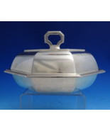 Fairfax by Durgin-Gorham Sterling Silver Vegetable Dish Covered w/Handle... - $43,267.01 MXN