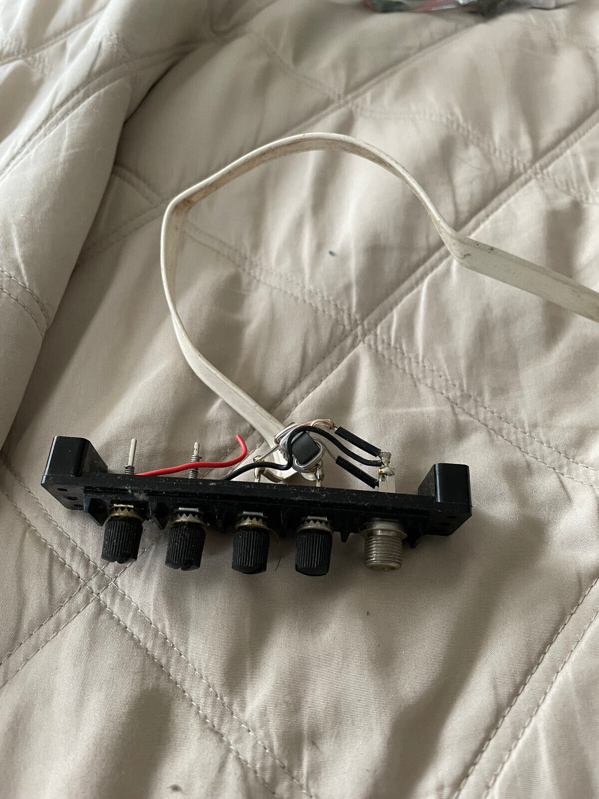 Marantz 2238B Stereo Receiver Antenna Jacks panel.  			