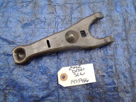 01-05 Honda Civic D17A1 manual transmission clutch fork OEM D17A2 P20 - $947.53 MXN