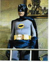 BATMAN 66  ADAM WEST  AS BATMAN  8X10 PHOTO - $190.36 MXN