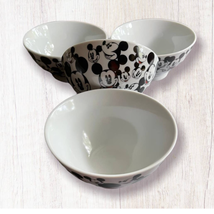 Disney Mickey Mouse Set of (4) &#39;Faces&#39; Design Cereal/Salad Bowls-NEW - £25.03 GBP