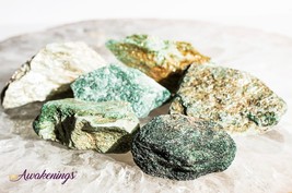 Fuchsite - Rough Raw Natural - £3.31 GBP