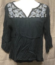 Abercrombie &amp; Fitch New York Womens Small Shirt Top Navy Blue Flowers Be... - $9.62