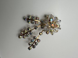 Vintage Flower Rhinestone Gold Tone Brooch 2.5&quot; BB8 - $25.25