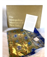 Metropolitan Museum of Art Tiffany Mosaic Oblong Scarf NEW - $1,306.83 MXN