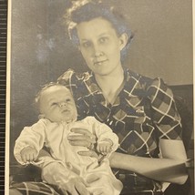 Found Black And White Photo Young Mom With Baby 1930s Alice Tillman Courtney - £7.08 GBP