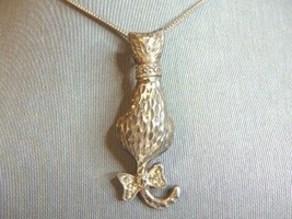 Womens Vintage Sterling Silver Cat Pendant W/ Necklace 16g E5723 - £63.50 GBP