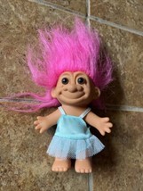 Troll Doll 4 1/2&quot; Russ Blue Dress Pink Hair Around the World - £7.65 GBP