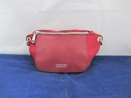 Nine West Zip It Up Belt Bag $69 Claret  #3407 - $376.15 MXN