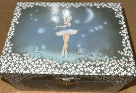 Girl&#39;s Musical Jewellery Storage Box w/ Twirling Fairy Blue and White - £20.51 GBP