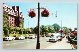 CPR Empress Hotel Government Street View Victoria BC Canada Chrome Postcard M7 - £2.41 GBP