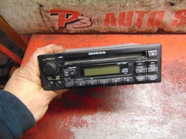 99 00 Honda Civic oem factory CD player radio stereo 39100-s01-a300 - $29.69