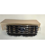 New OEM Genuine Ford Front Grille 2018-2021 Expedition XLT Mag Chr LL1Z-... - £929.33 GBP