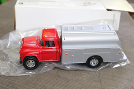 Ertl #19380 1:40 Scale 1950 Red Chevy Caution #13 Flammable Oil Truck MI... - $39.59