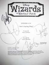 Wizards of Waverly Place Signed TV Script Screenplay X4 Autographs David Henrie  - £13.56 GBP