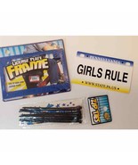 Classic Vintage Girls Rule Bicycle License Plate &amp; Frame with Zip Ties - €5,05 EUR