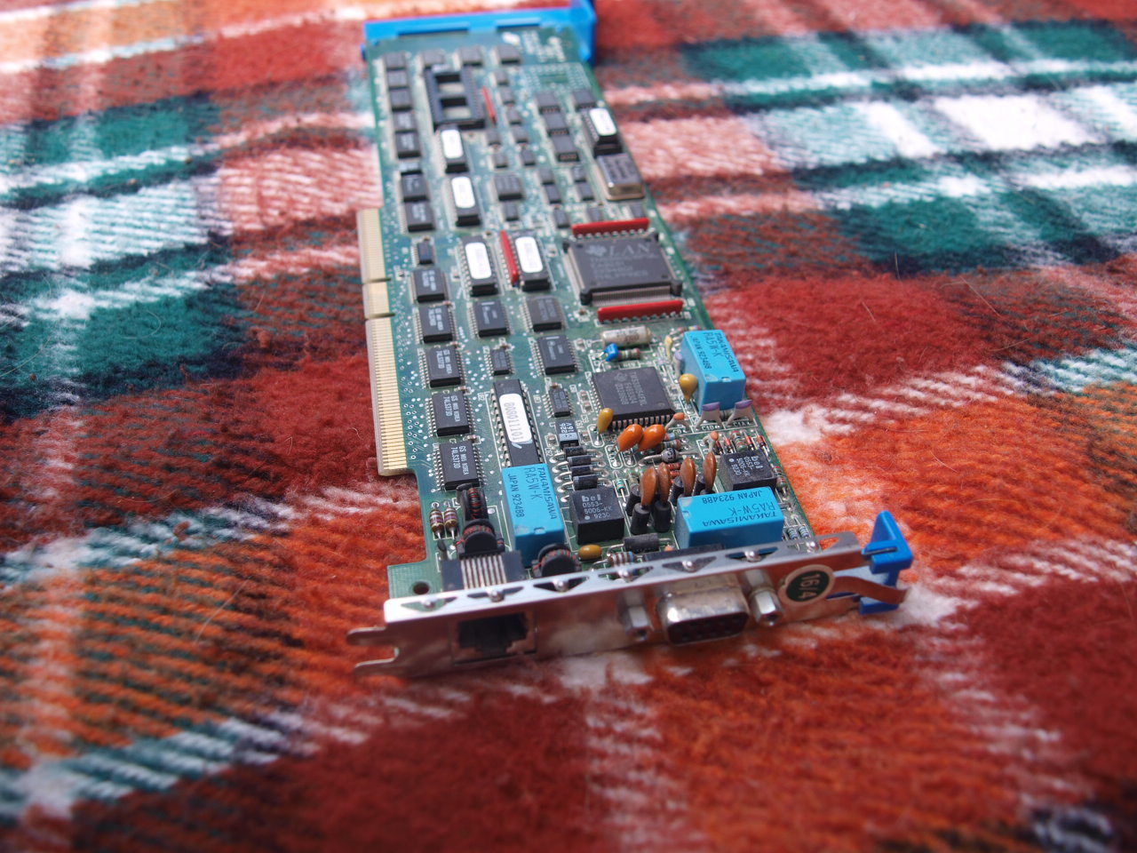 VINTAGE ISA SLOT LAN CARD - $29.46