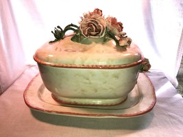 Lg White DeRuta Majolica Capodimonte Tureen with Tray &amp; Lid Decorated with Roses - £160.73 GBP