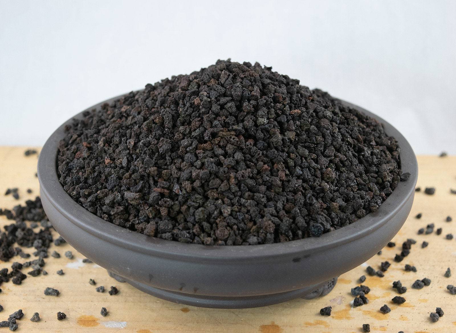 Small Hyuga Pre Mixed Small Black Lava, Japanese Akadama, Hyuga for Cactus, Bonsai ...