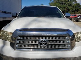 2007 2008 2009 Toyota Tundra OEM Chrome Grille - $123.75