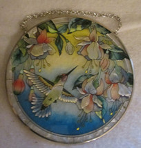 Painted Glass Hummingbird Suncatcher Window Decor Round 6.5&quot; chain - £21.46 GBP