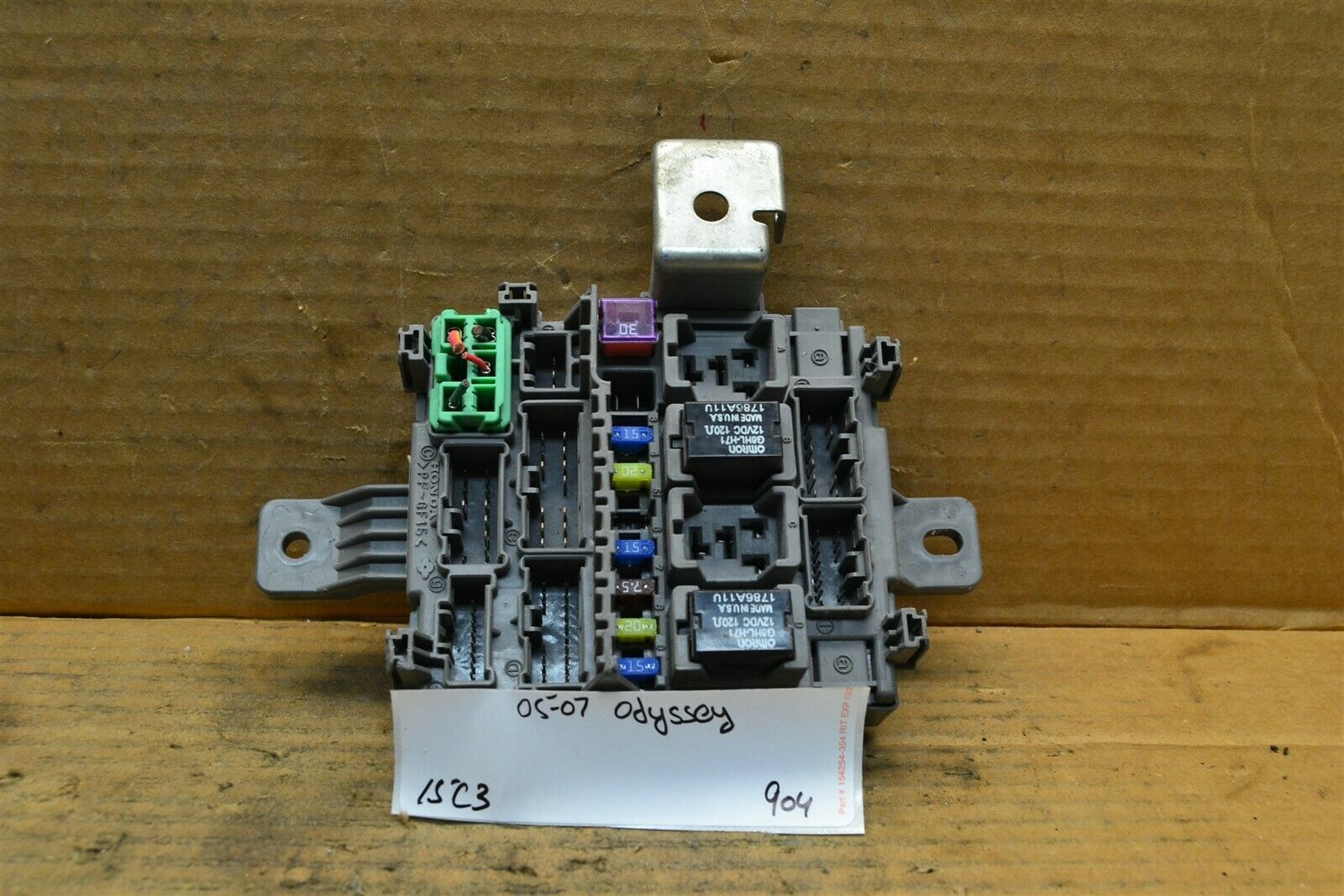 05-07 Honda Odyssey Fuse Box Junction Right Passenger SHJRA2 Side 904-15C3 - $7.99