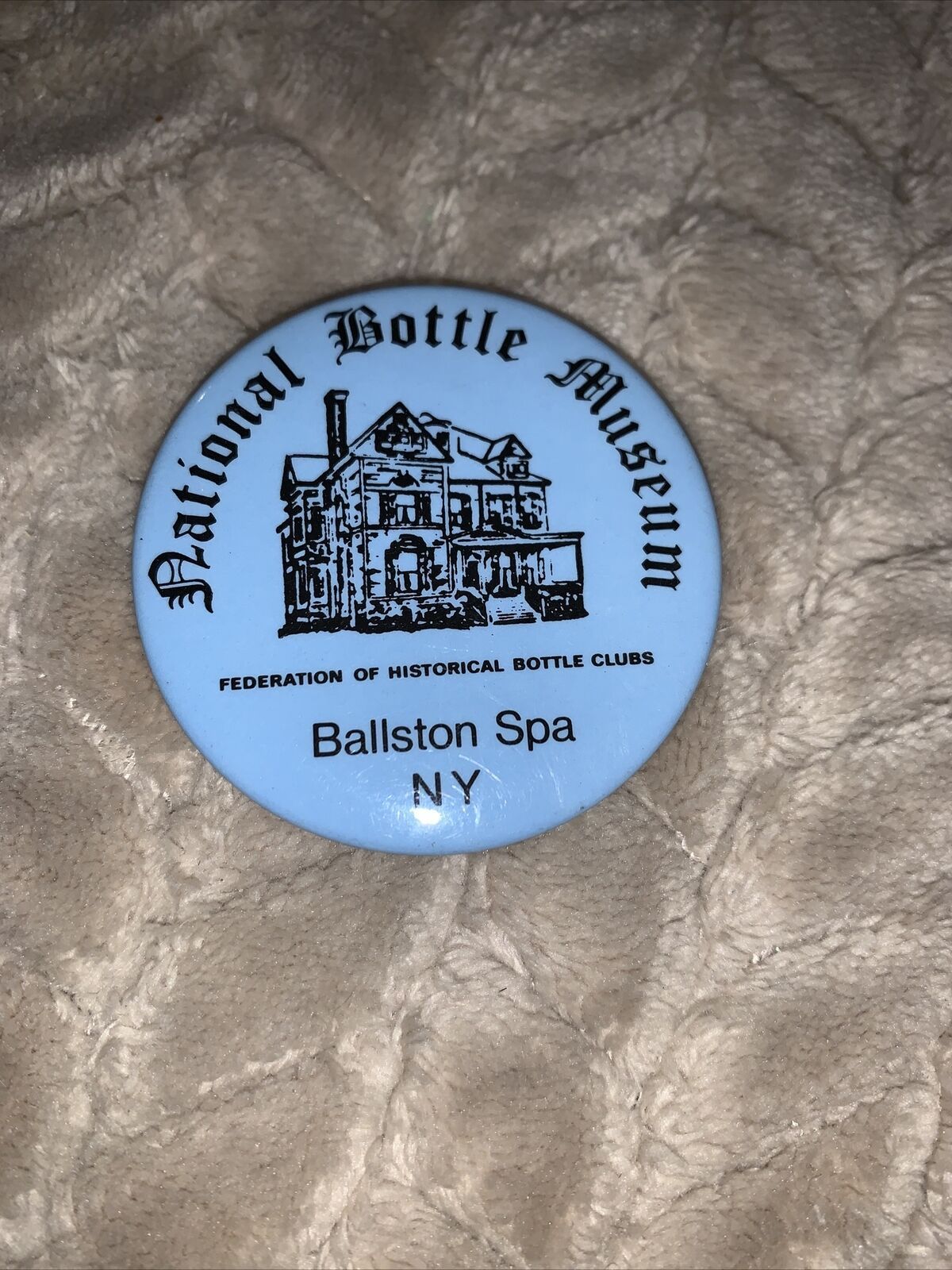 Vintage National Bottle Museum Pin Button Ballston Spa New York Historical - $2.99