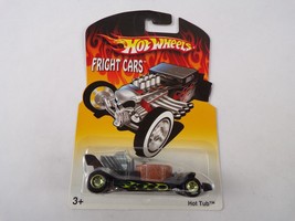 Van / Sports Car / Hot Wheels Fright Cars Hot Tub #H11 - £10.38 GBP