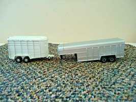 Lot Of 2 Ertl Horse / Cattle Trailers,1,Vintage,1,Newer &quot; GREAT COLLECTI... - £19.19 GBP