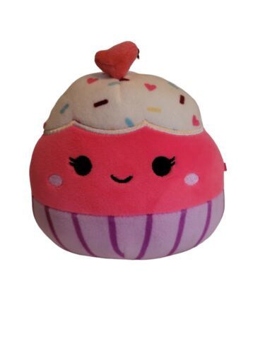 Primary image for Squishmallows Official Kellytoy 5 Inch Soft Plush Valentines (K8-e-Cupcake)