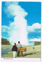 Wyoming Postcard Old Faithful Geyser Yellowstone National Park - £2.33 GBP