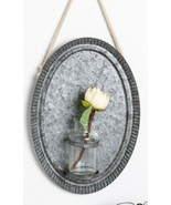 Wall Vase in distressed metal with glass vase - €27,28 EUR