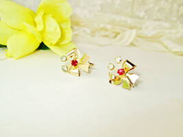 Gold Bow Ribbon Earrings Vintage Goldtone Metal Bow White Red Rhinestones Ribbon - £15.18 GBP