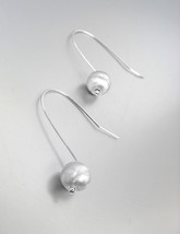 CHIC Lightweight Urban Anthropologie Brushed Silver Metal Ball Threader Earrings - £10.41 GBP
