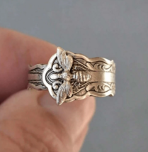 Bumblebee vintage spoon ring - $260.86 MXN